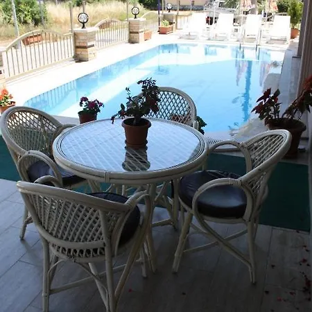 Hotel Moneta Butik 3*